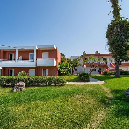 Jonathan Studio Apartments Тигаки Экстерьер фото